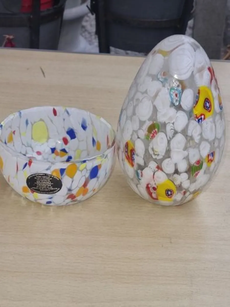 Murano decorative egg and glass bowl - Image 2