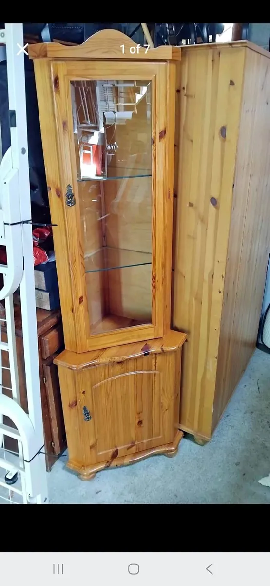 Corner unit