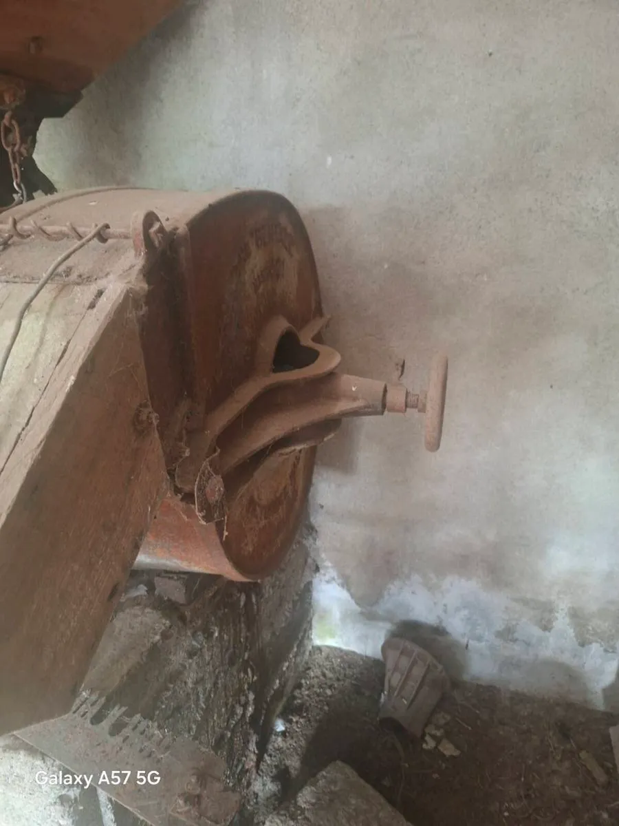 Bentall corn grinder - Image 4