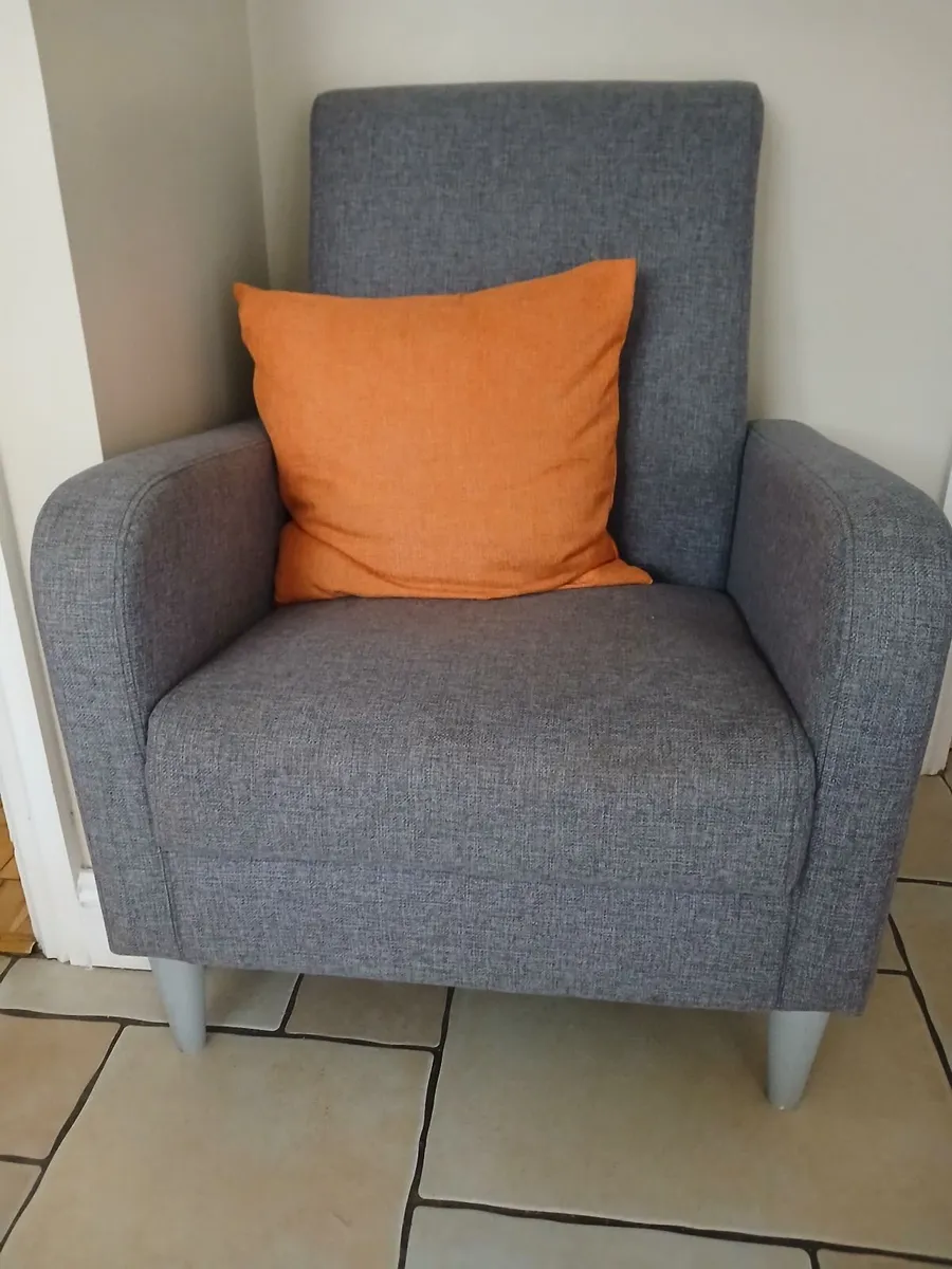 Armchair - Image 1