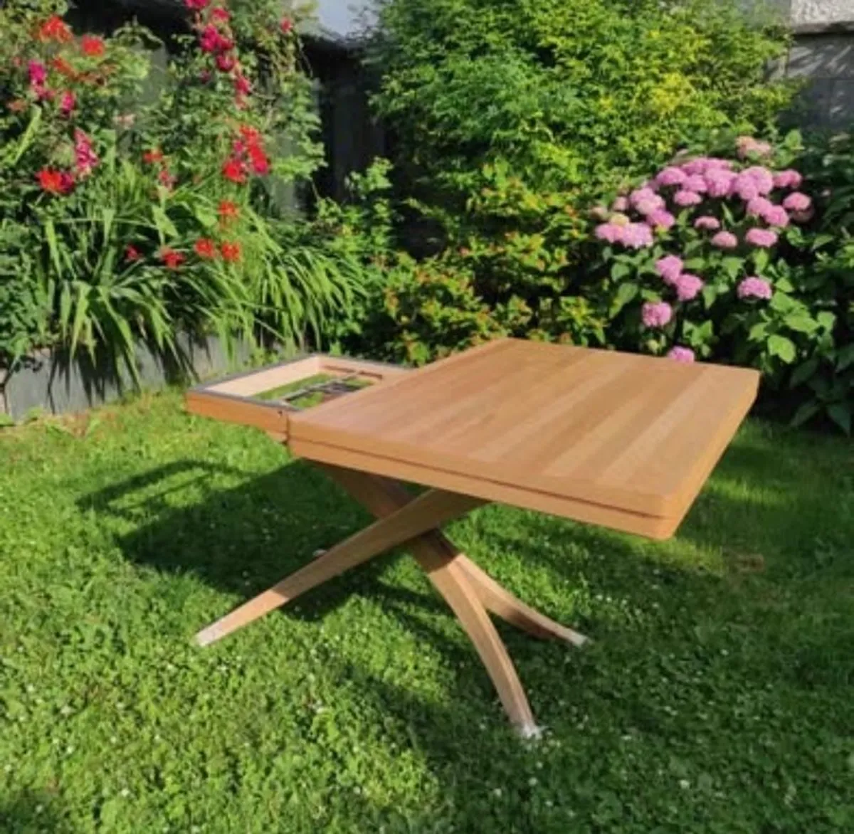 Wooden transformable table. NEW - Image 3