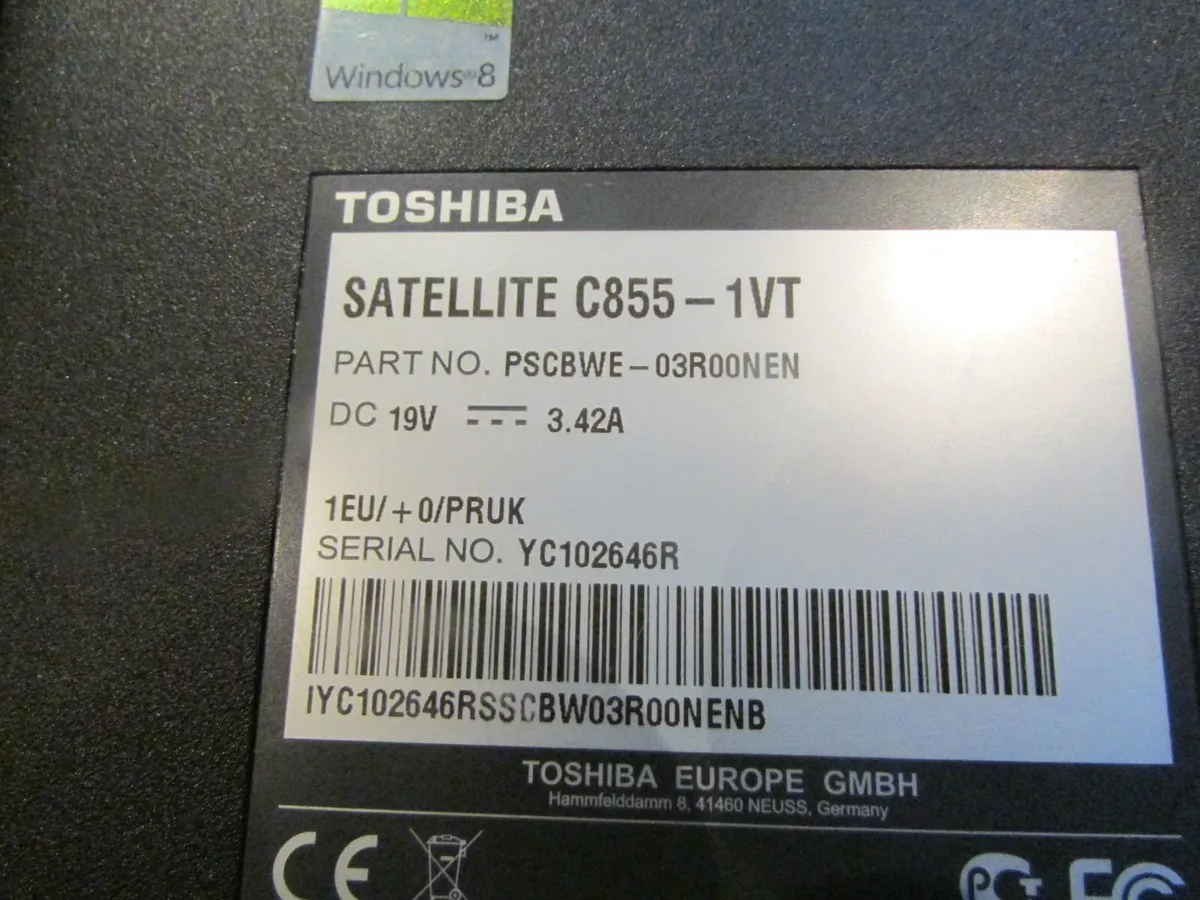 Toshiba Laptop - Image 2