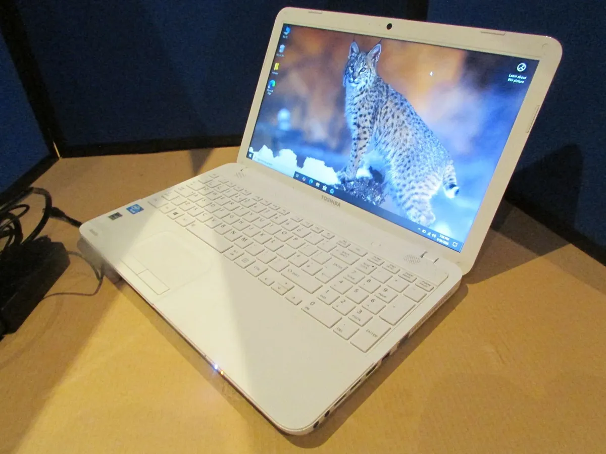 Toshiba Laptop - Image 4