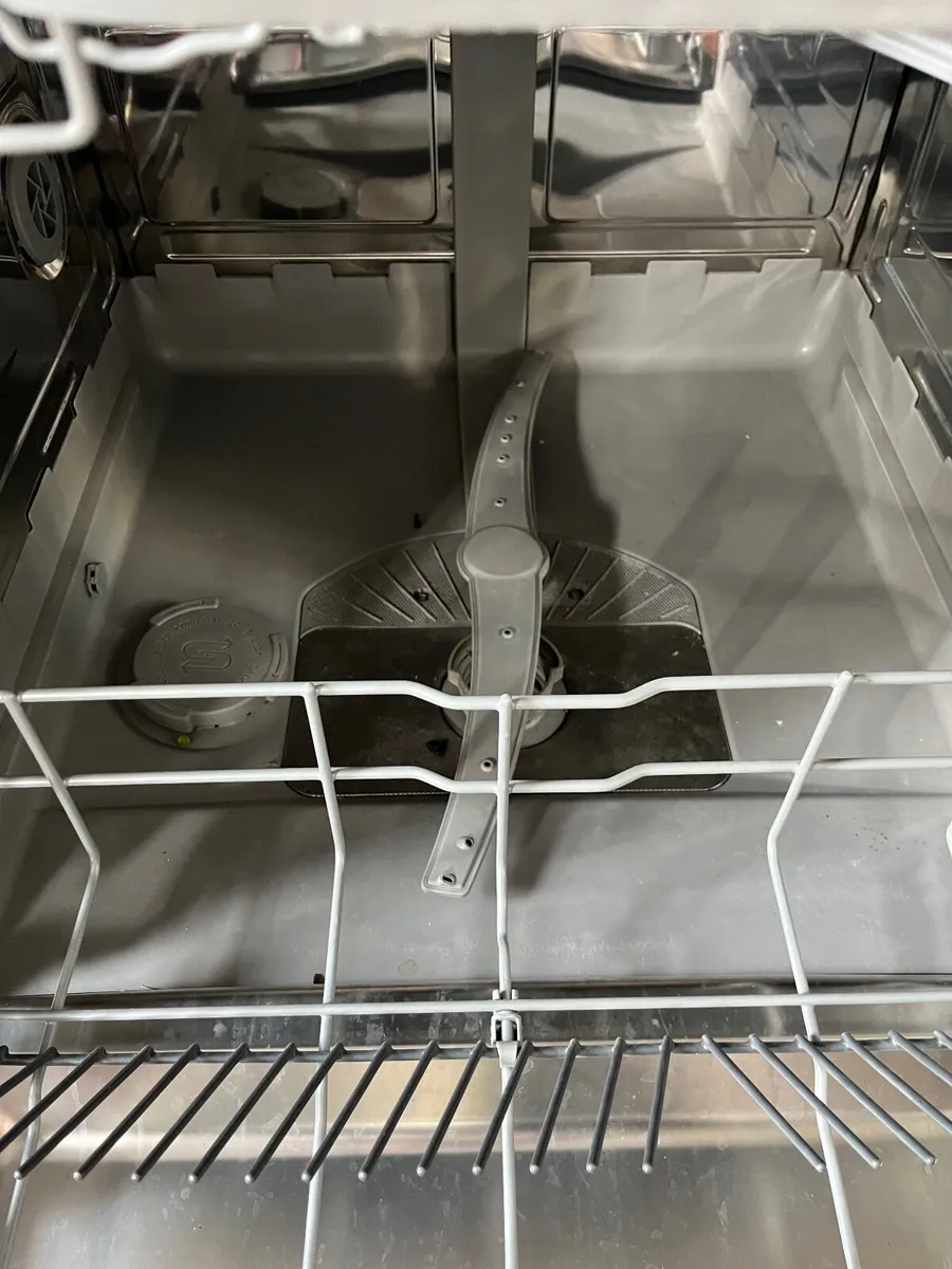 Dish Washer - Bosch - Image 1