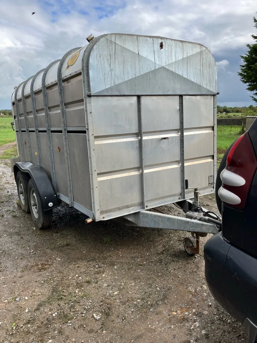 Cattle box - Image 3