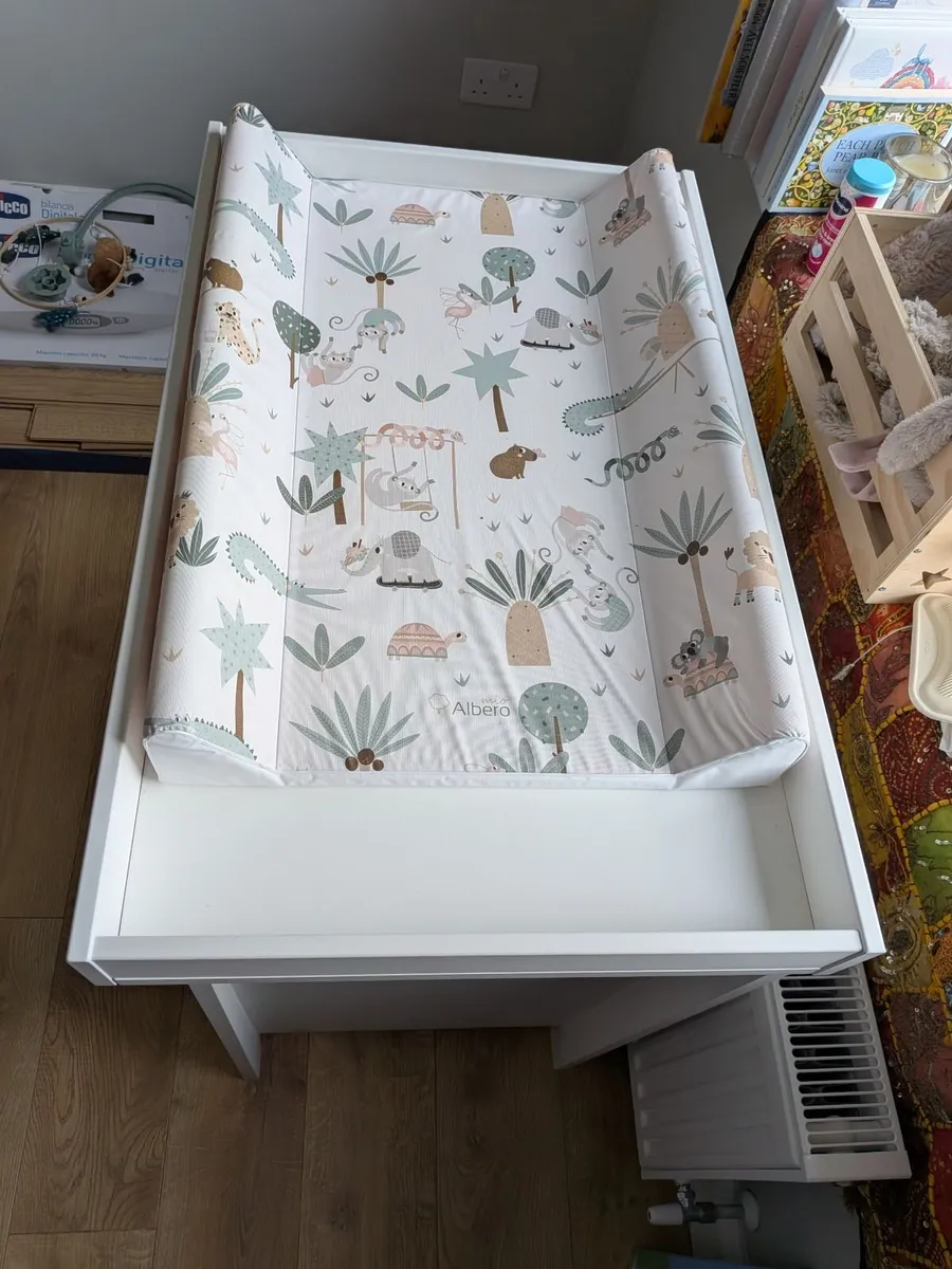 CuddleCo Clara  - 3 Drawer- Changing Unit - White - Image 2