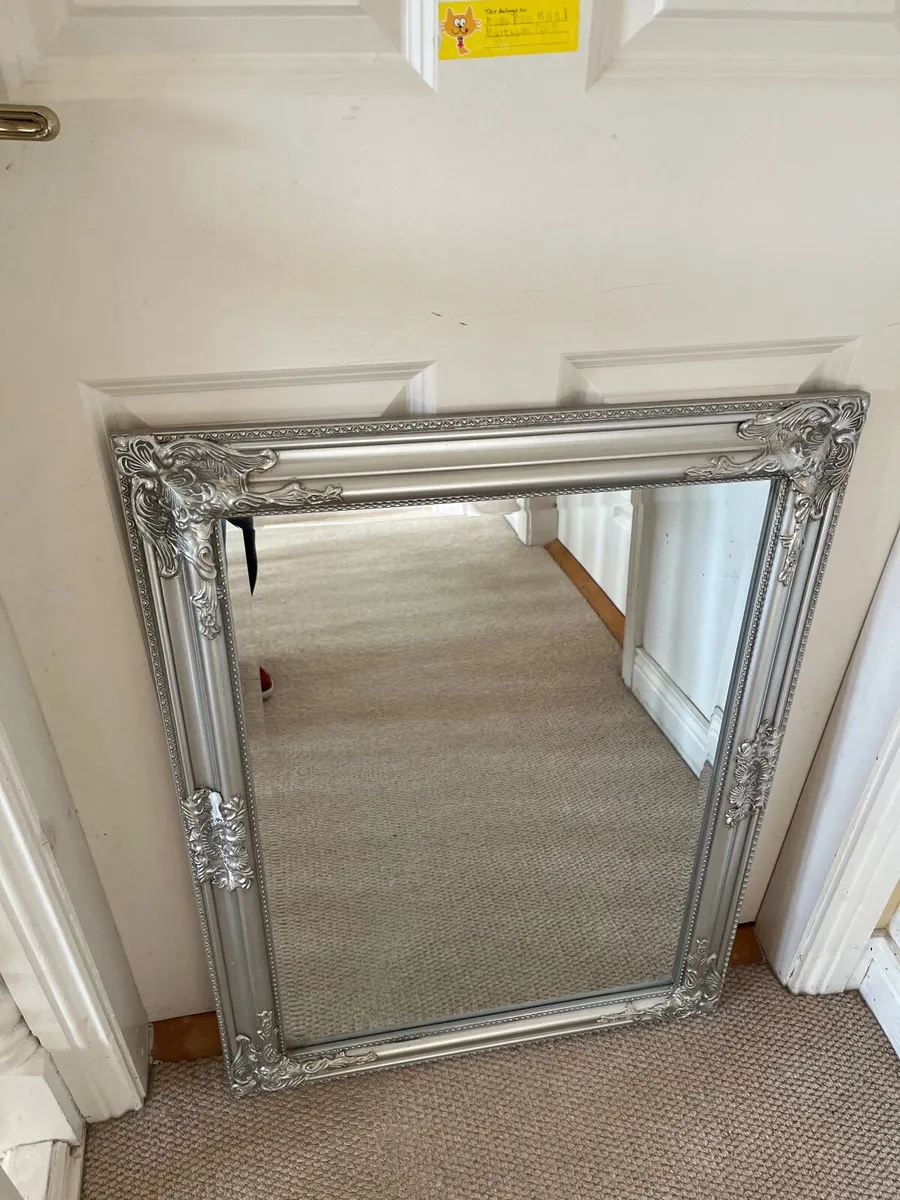 Wall mirror - Image 1