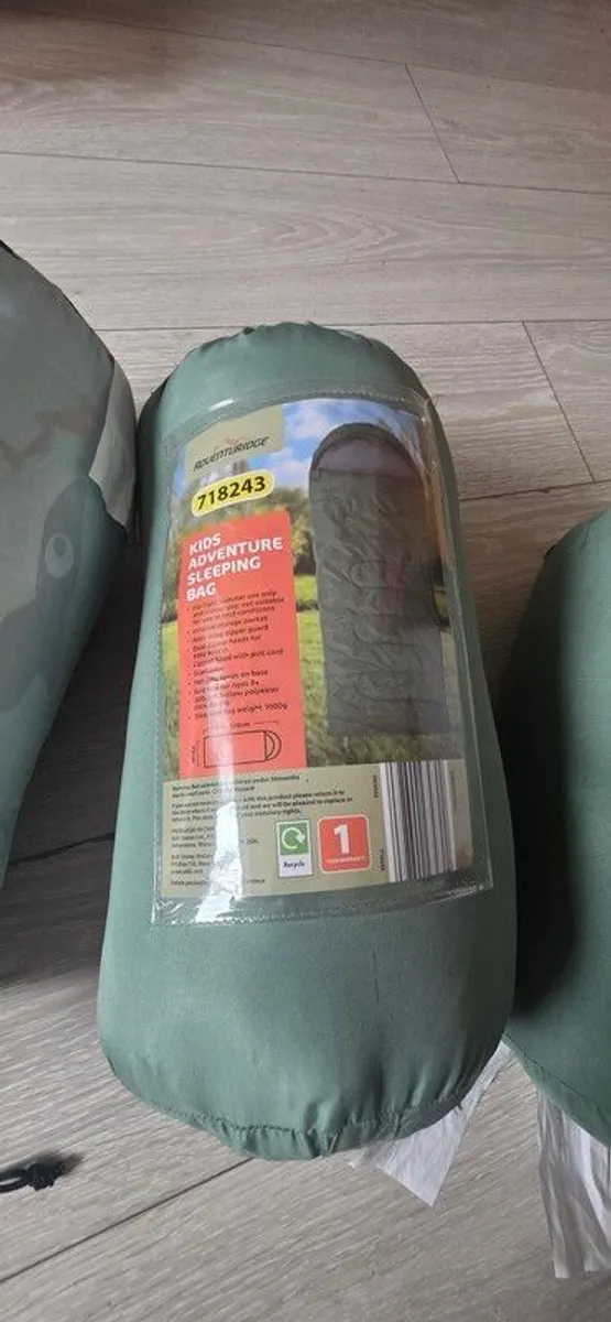 sleeping bag - Image 1