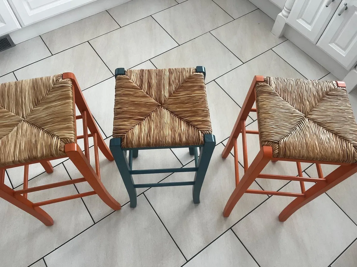 Wooden chairs - Image 2