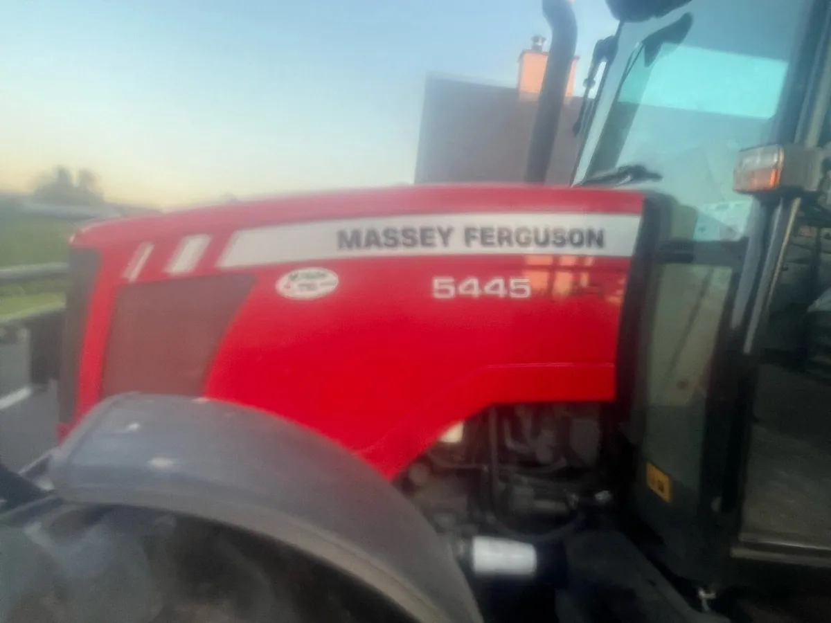 Massey Ferguson - Image 3