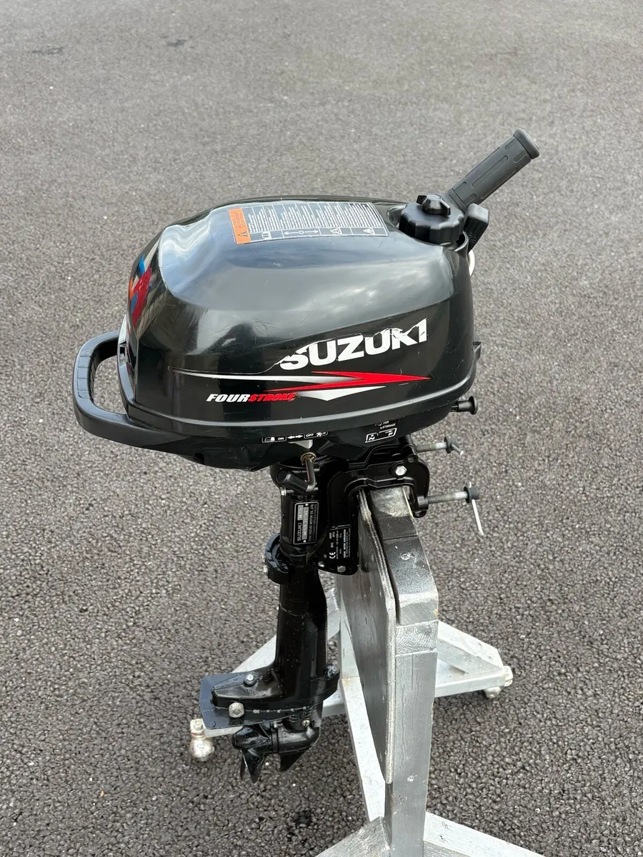 Suzuki 2.5hp outboard - Image 2