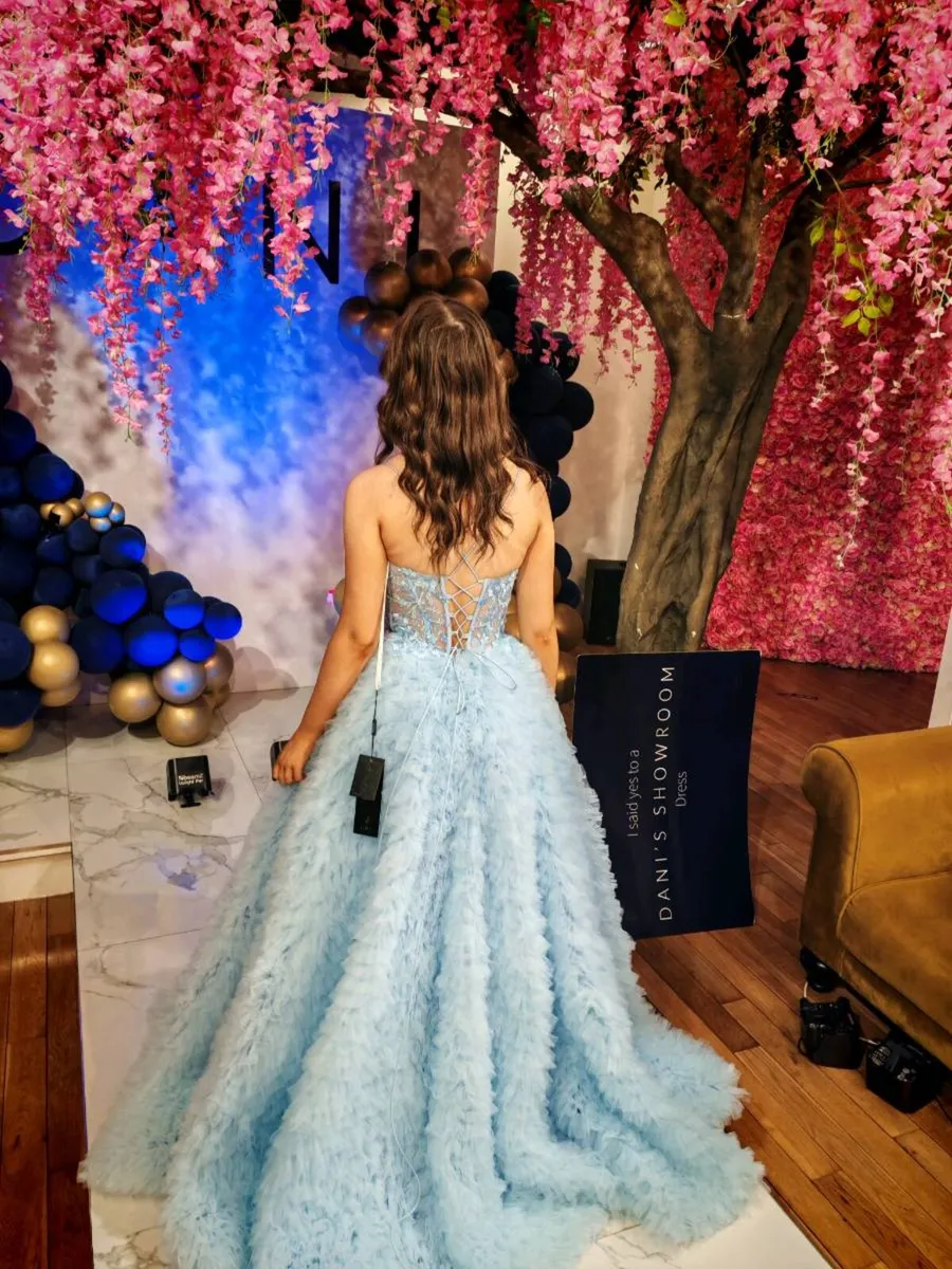 Debs dress - Image 2