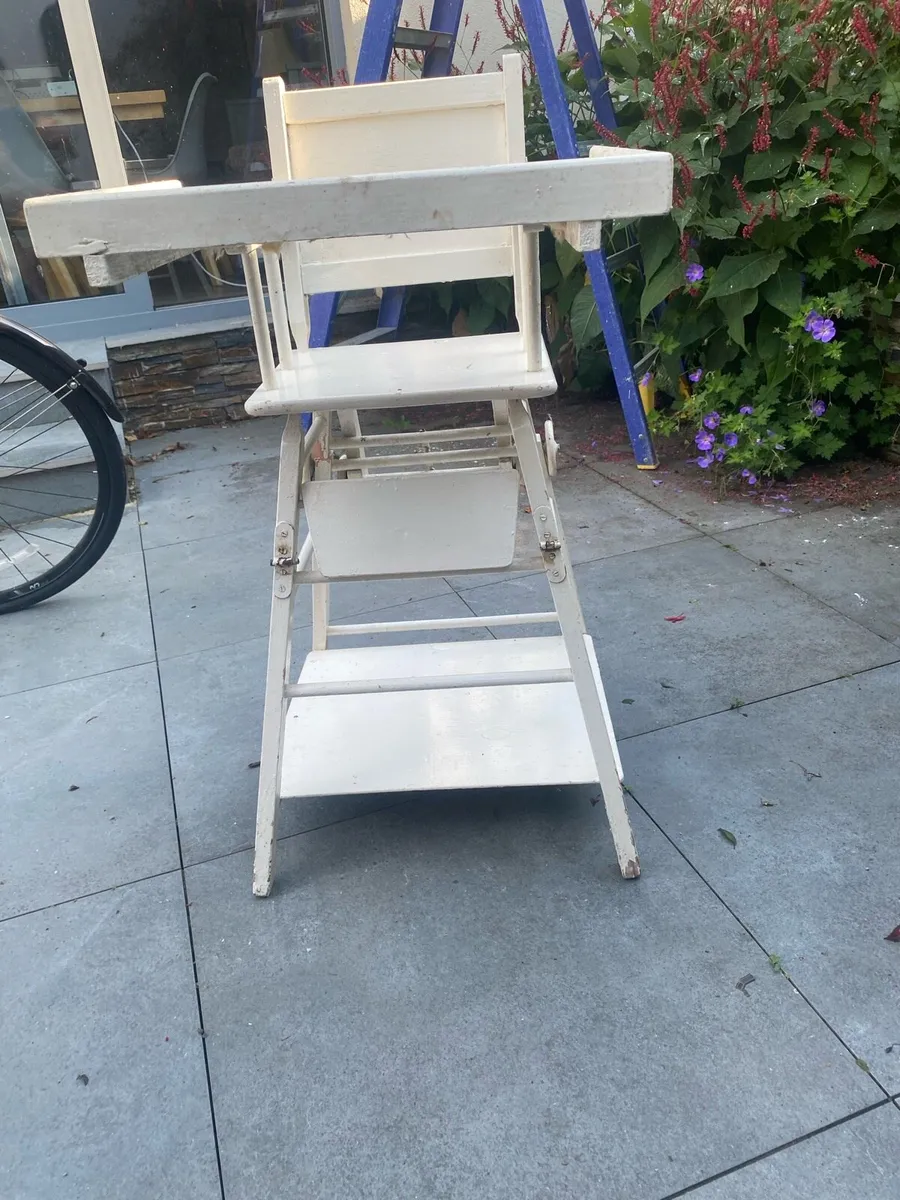 Vintage baby high chair - Image 1