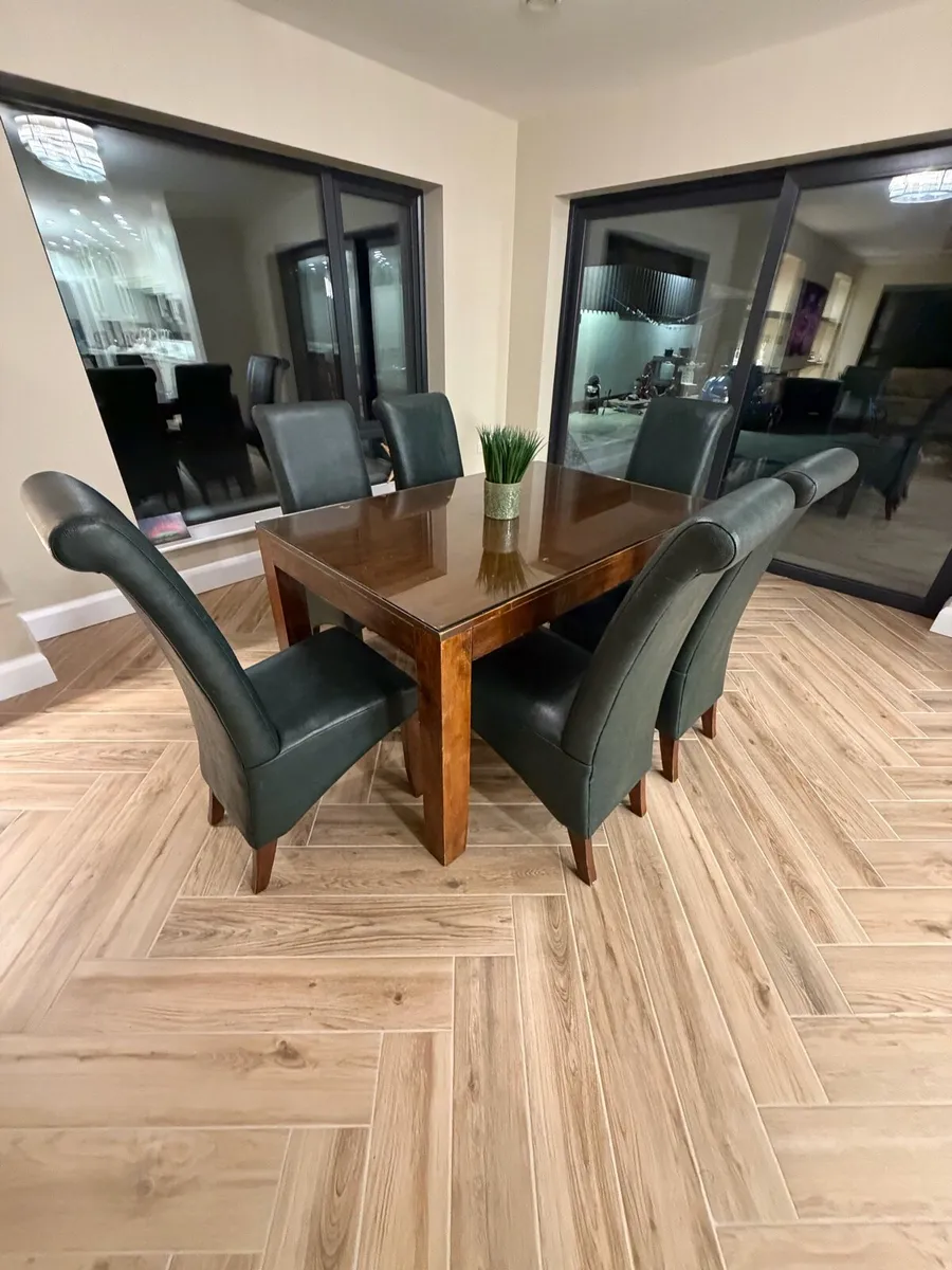 Dining table & 6 leather chairs - Image 2