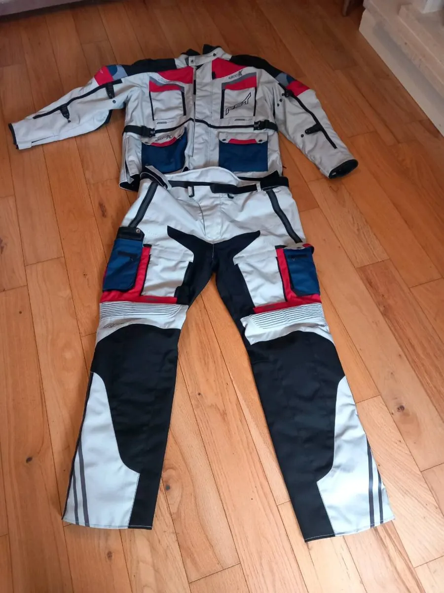 RST Clothing - Image 4