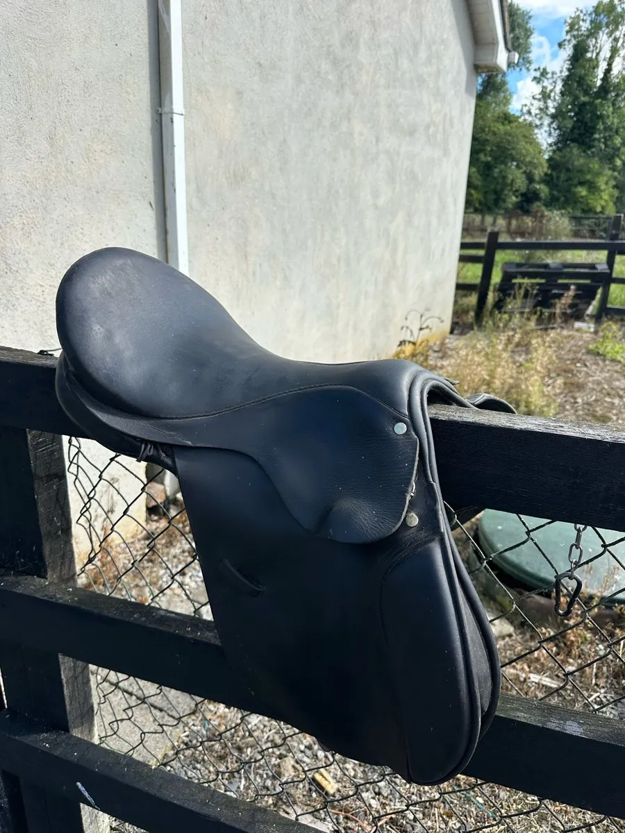 Berney Bros Saddle - Image 1