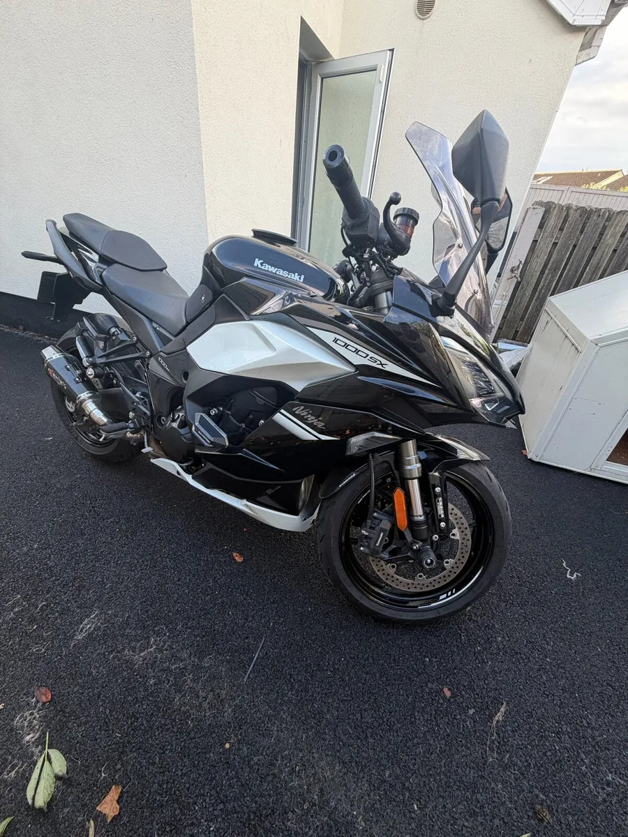 2022 Kawasaki z1000sx - Image 1