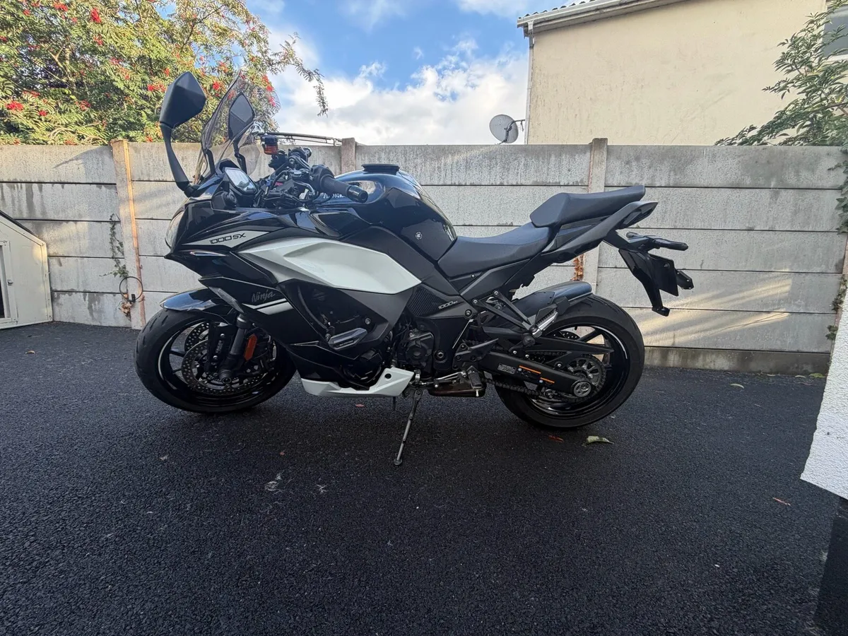 2022 Kawasaki z1000sx - Image 3