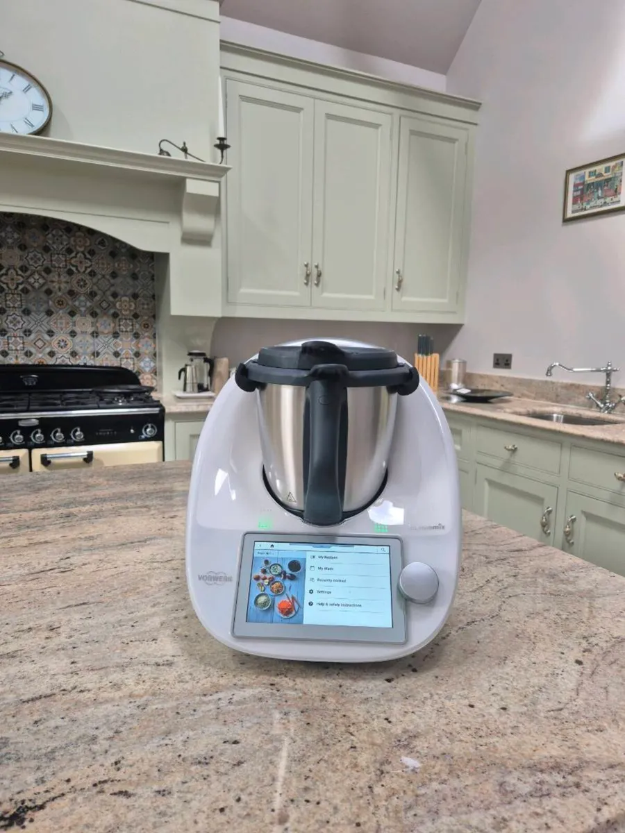 Thermomix TM6 + Cutter + Carry Bag - Image 1