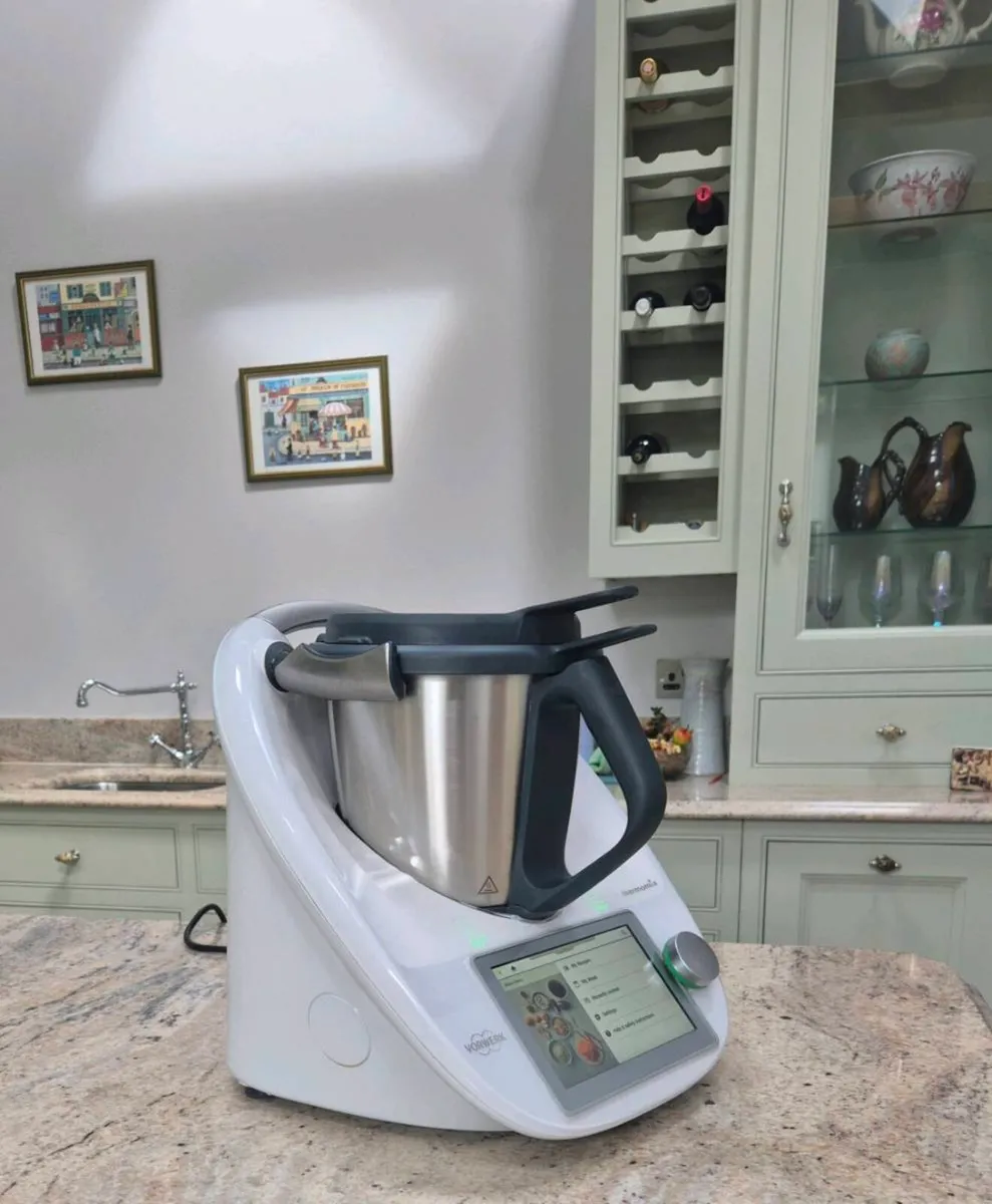 Thermomix TM6 + Cutter + Carry Bag - Image 2