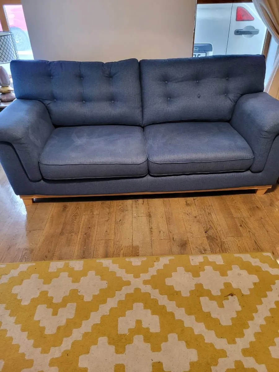 Couch - Image 3