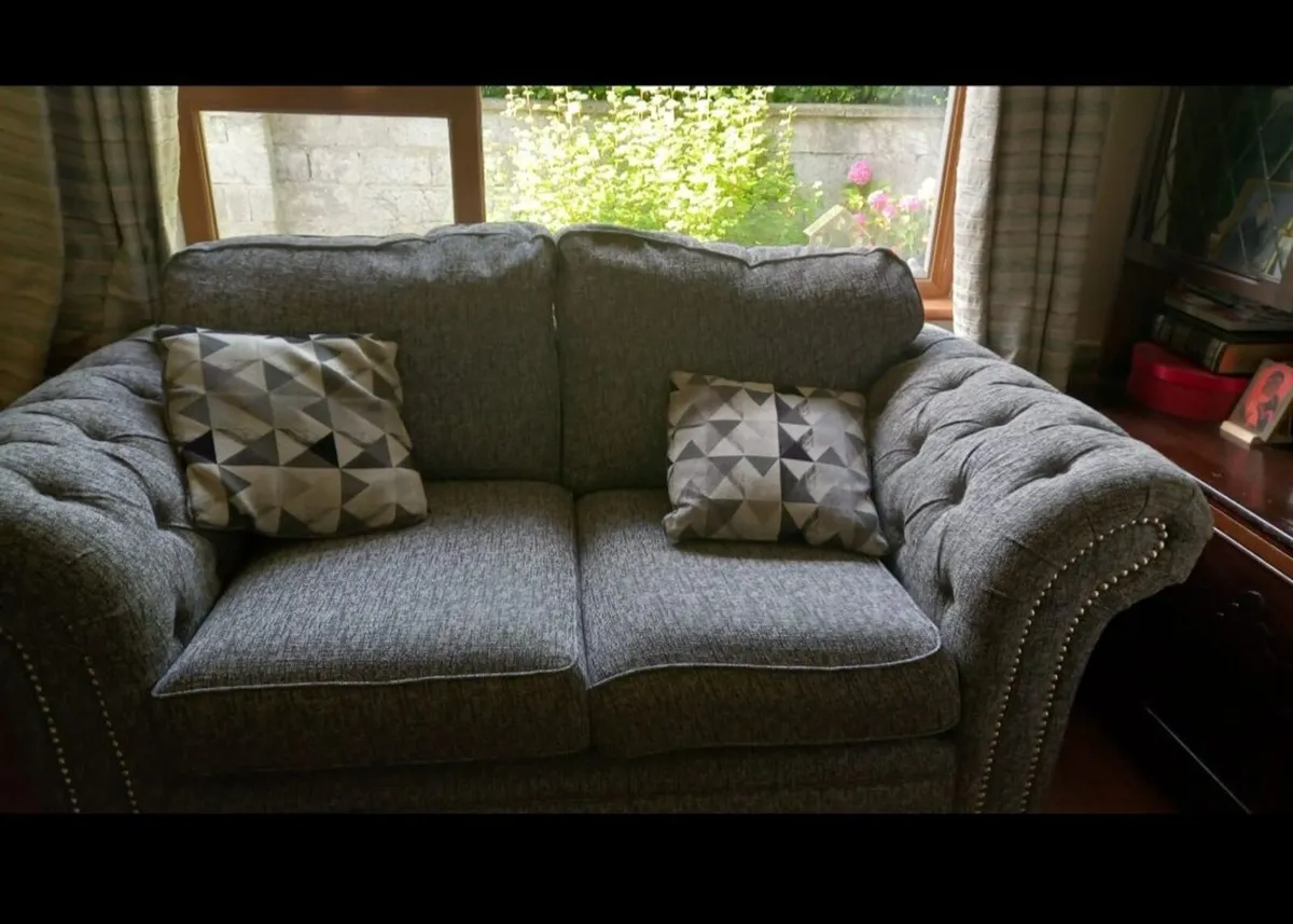 3 seater & 2 seater - Image 1