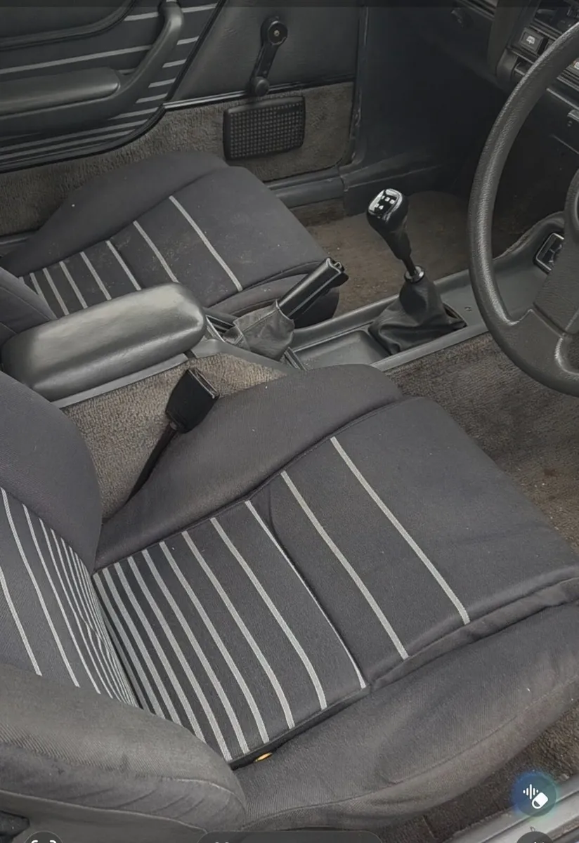 Ford Capri 1983 - Image 2