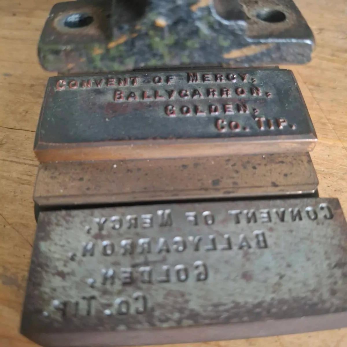 Victorian Cast Iron Desk Embosser Seal - Image 3