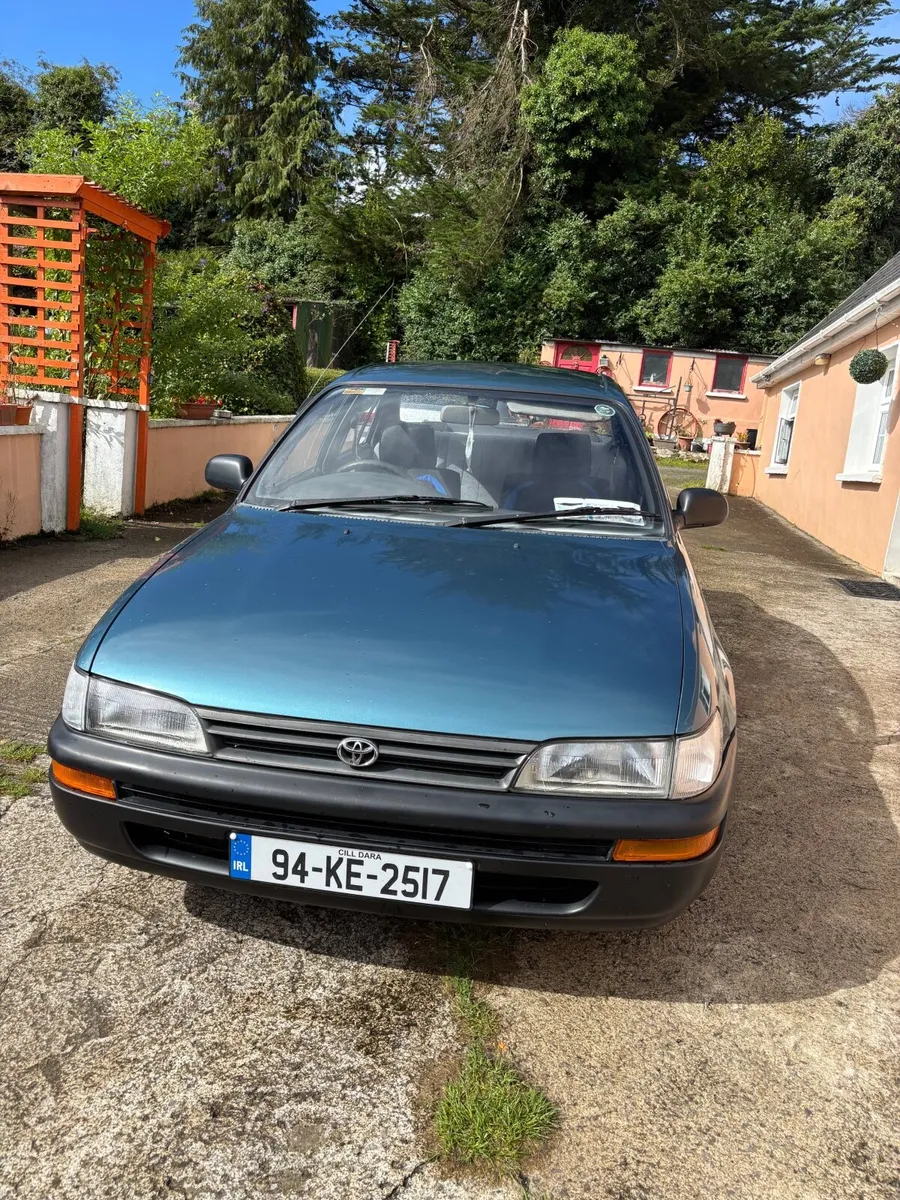 Toyota Corolla 1994 - Image 1
