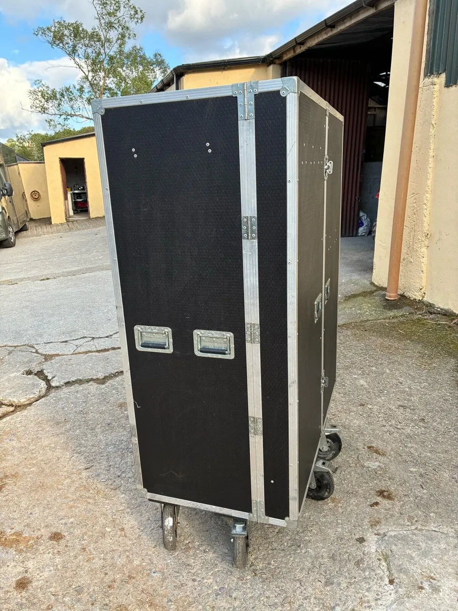Equine tack locker - Image 2