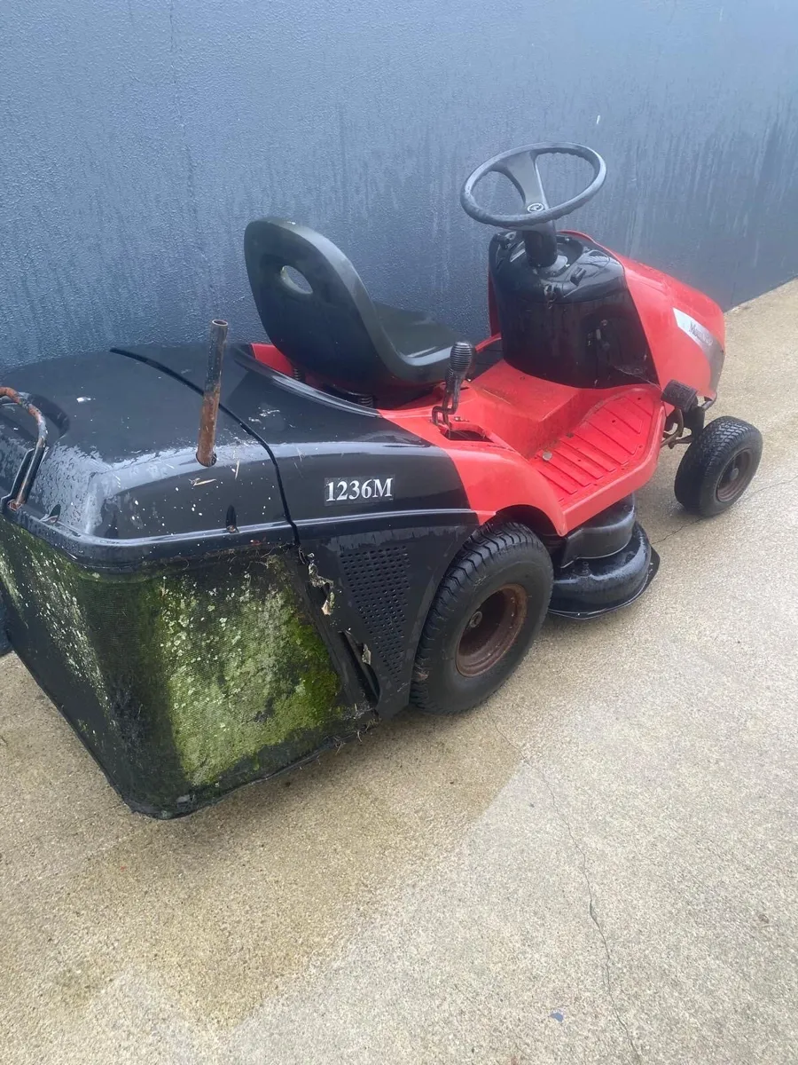 Castlegarden ride on lawnmower - Image 4