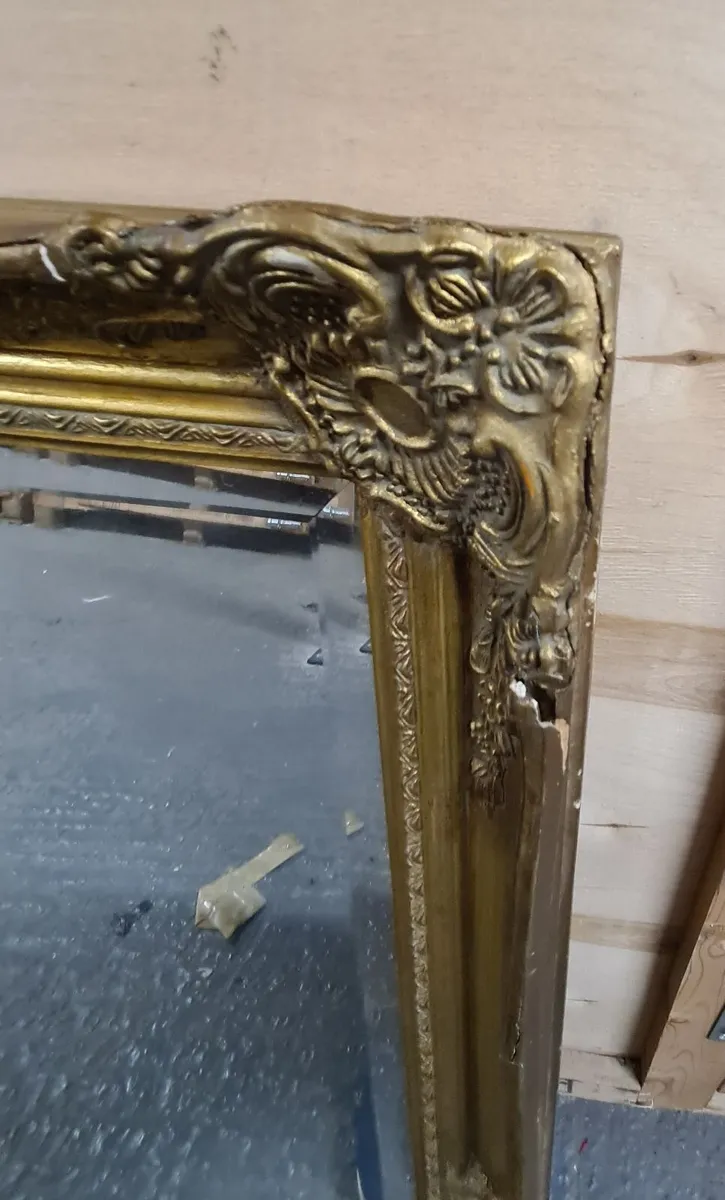 Classic Ornate Gold Wall Mirror (Baroque Style) - Image 4