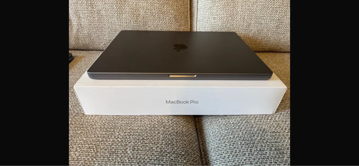 MacBook Pro M2 16” - Pro Chip - Image 4