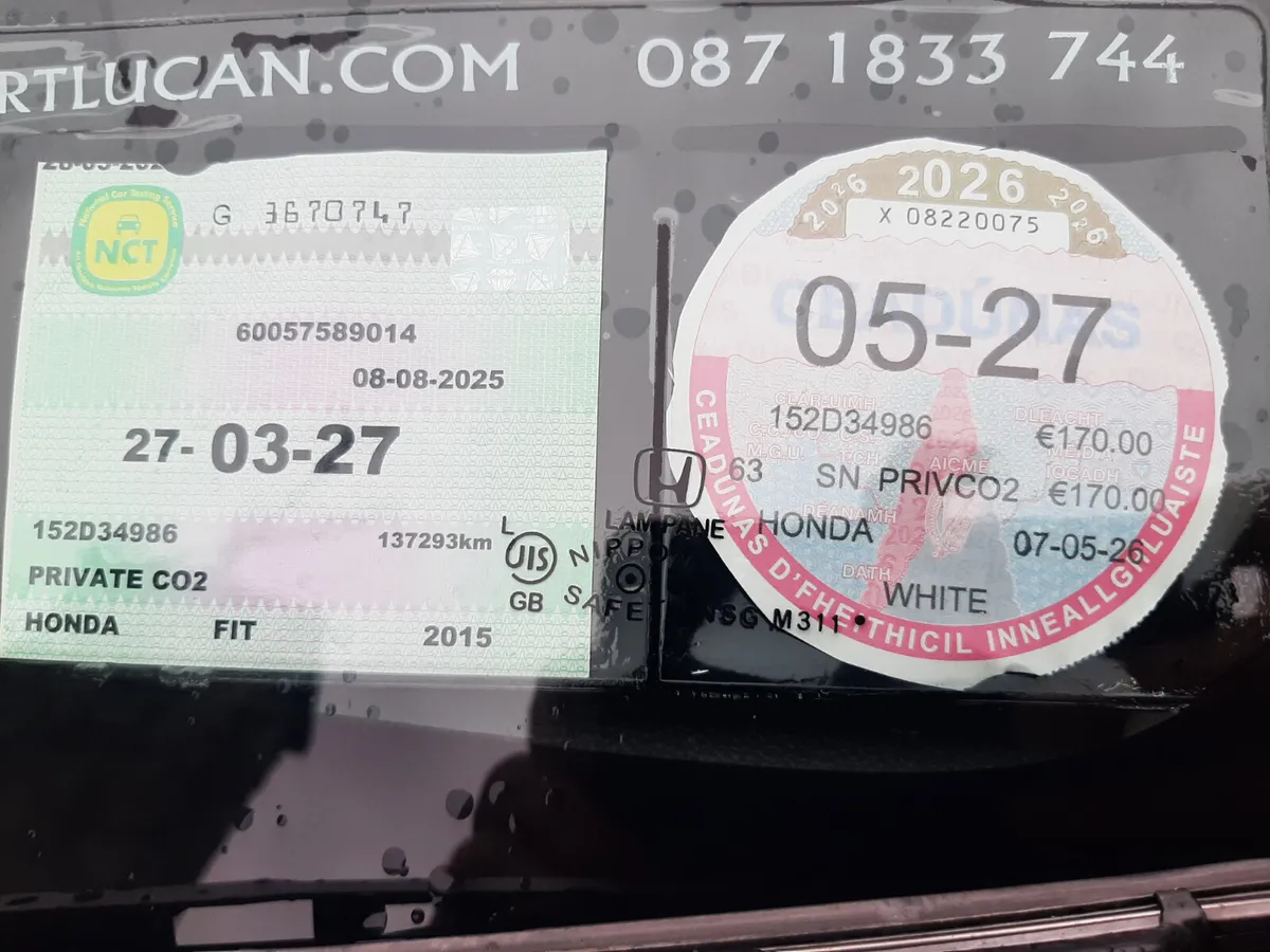 HONDÀ FIT HYBRID AUTOMATIC 2015 LOW KM - Image 4