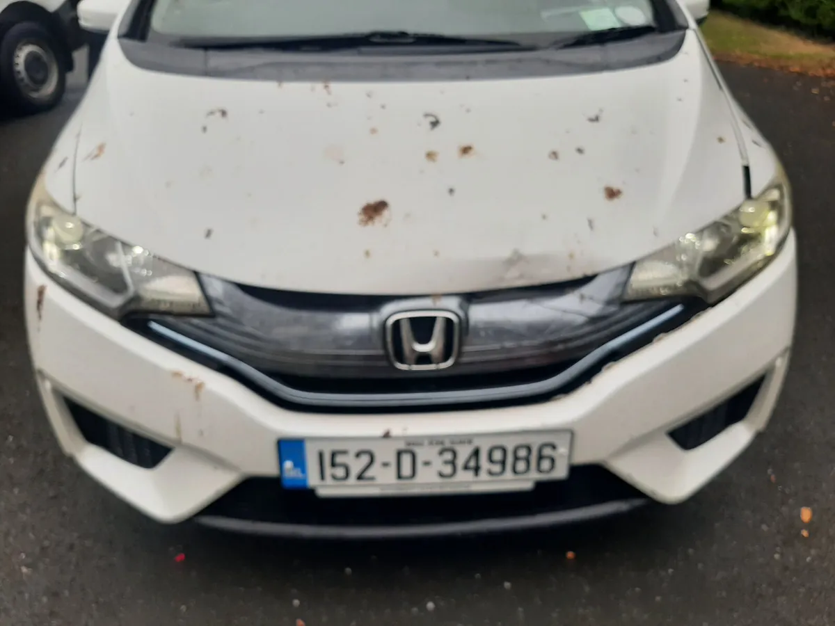 HONDÀ FIT HYBRID AUTOMATIC 2015 LOW KM - Image 2