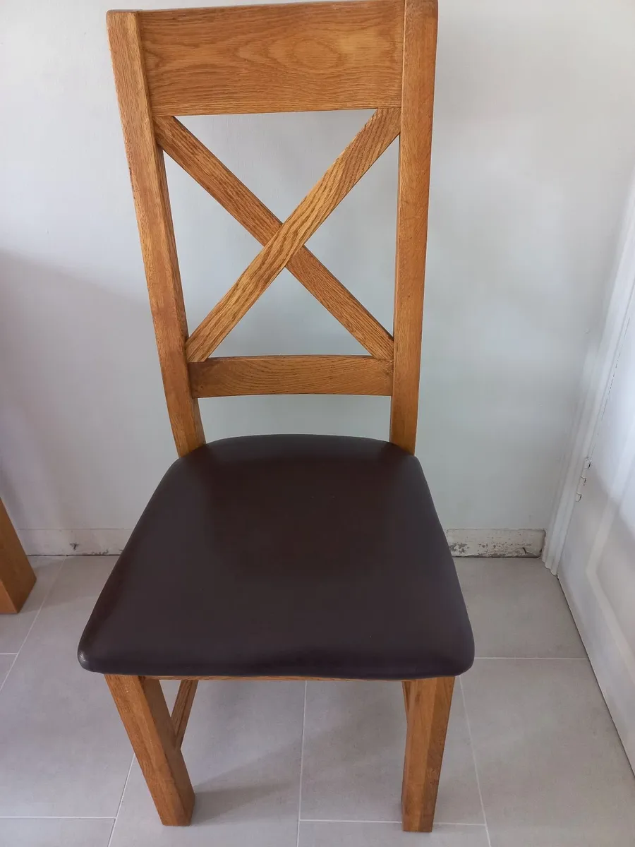 Dining table & 6 chairs - Image 2