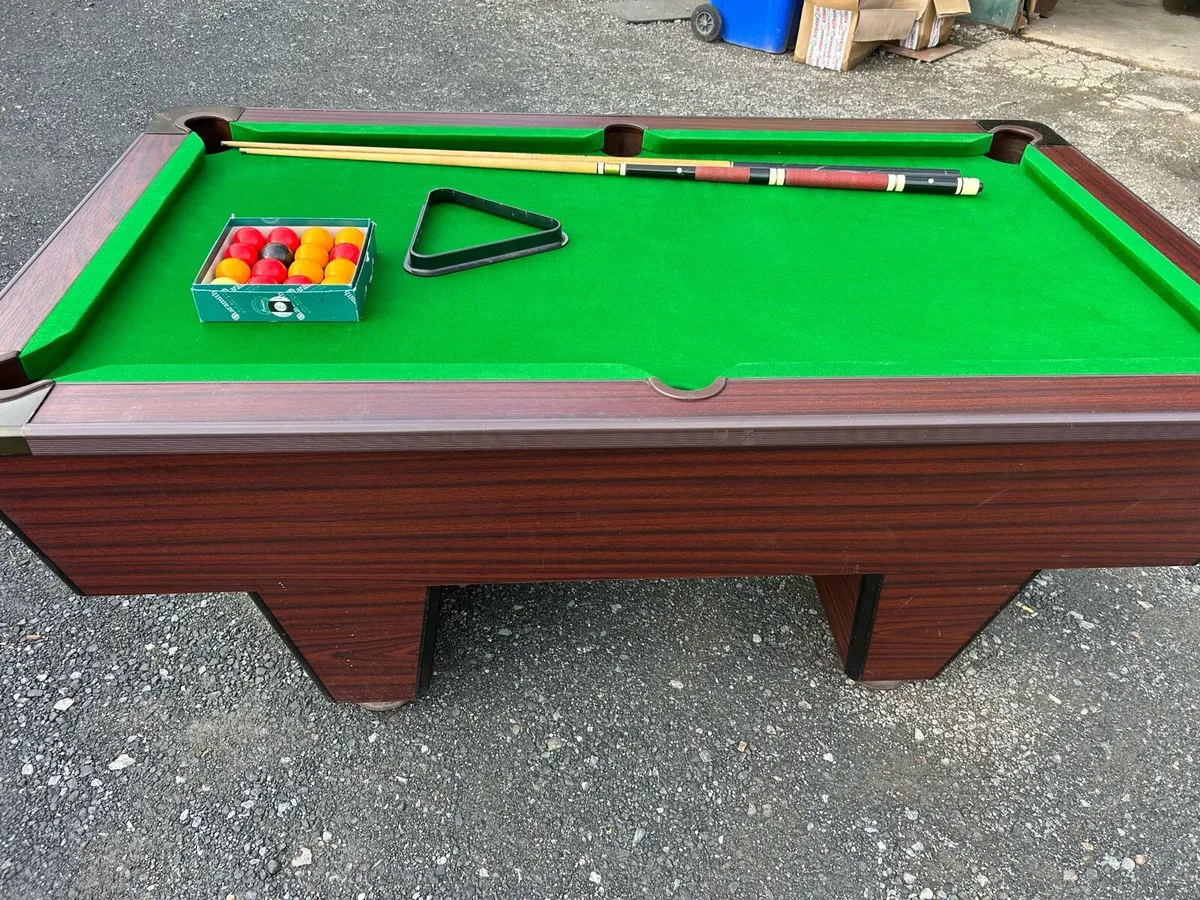 Pool table - Image 2
