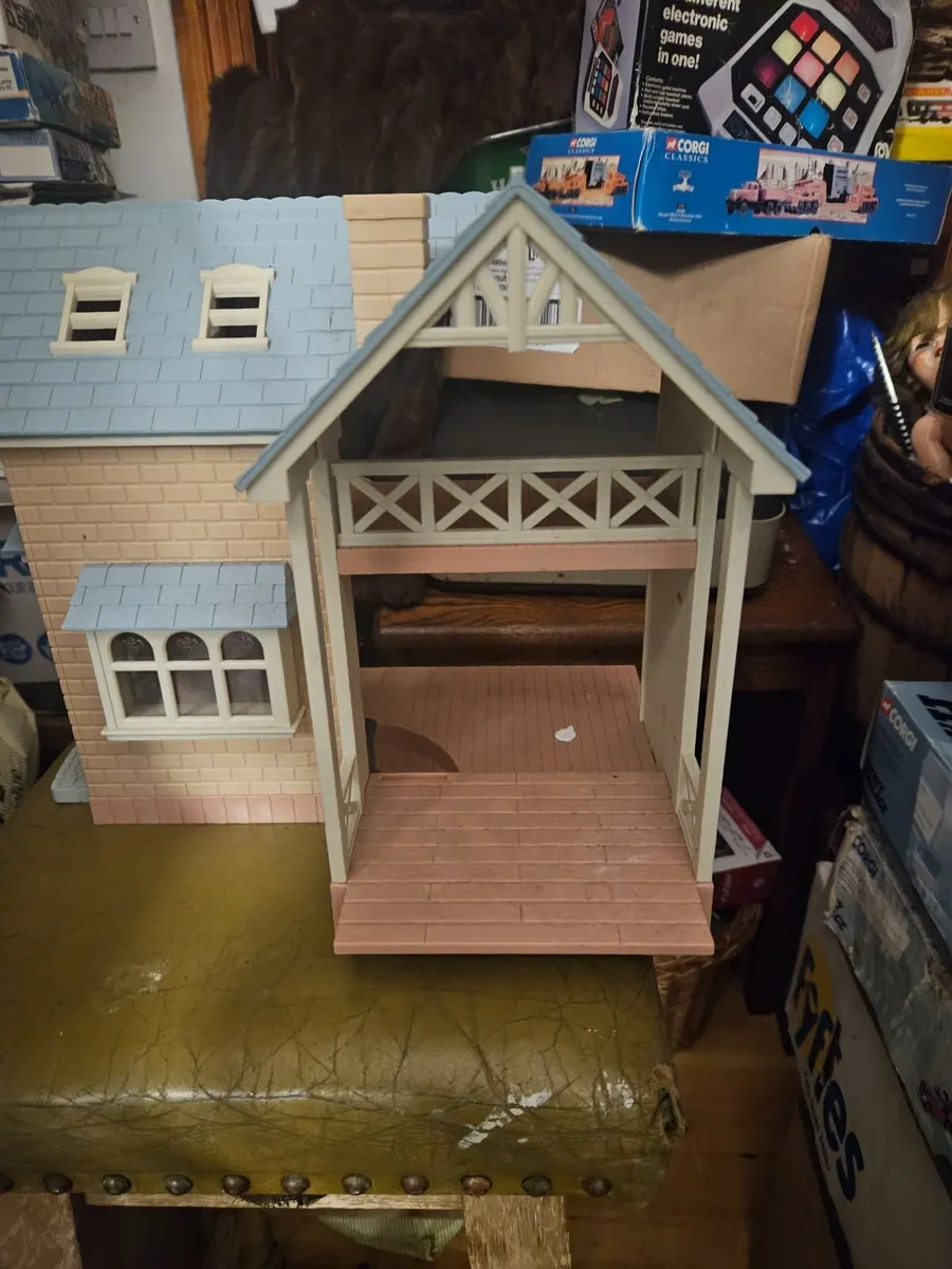 Sylvanian Famalies House - Image 2