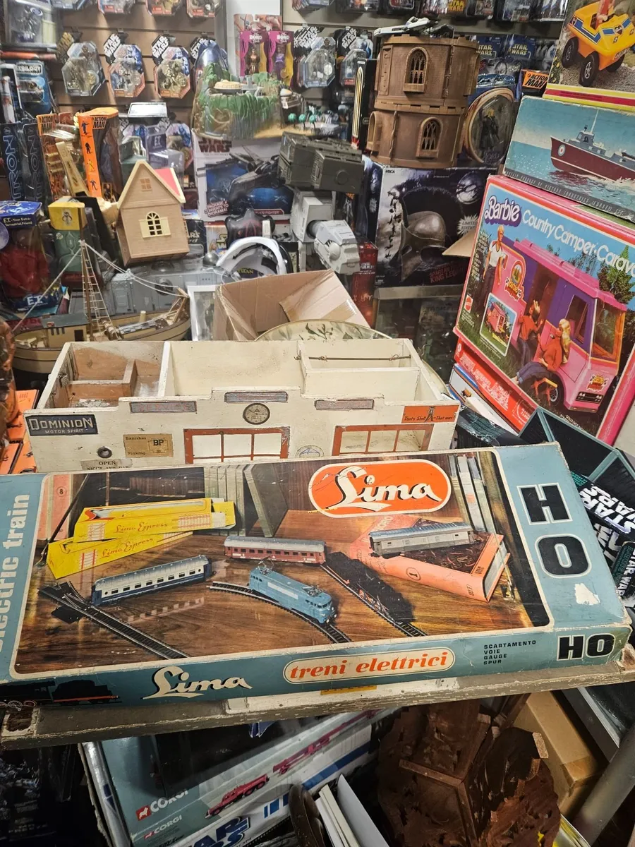 Hornby Lima HO Scale Train Set - Image 1