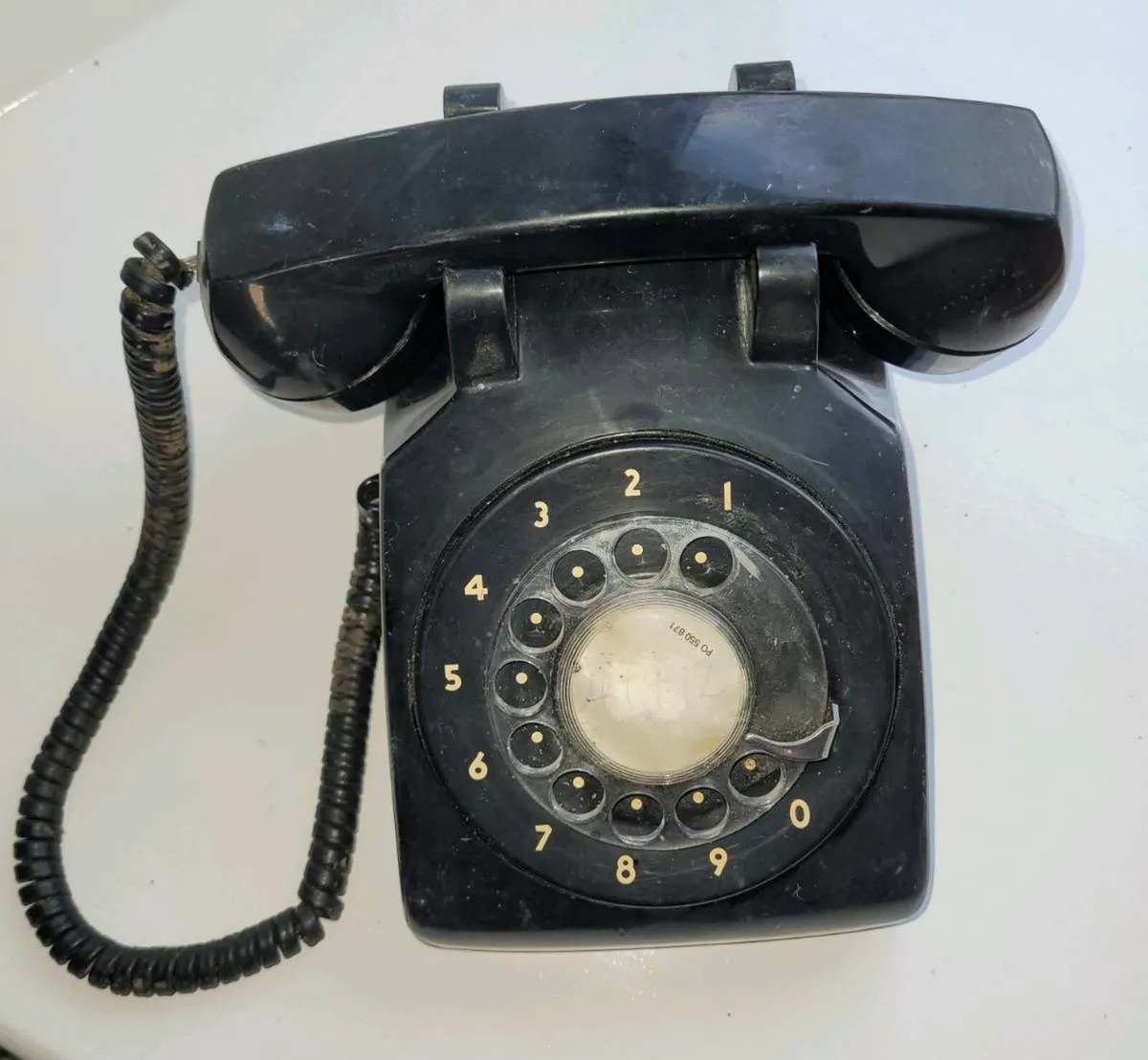 Vintage telephone - Image 1