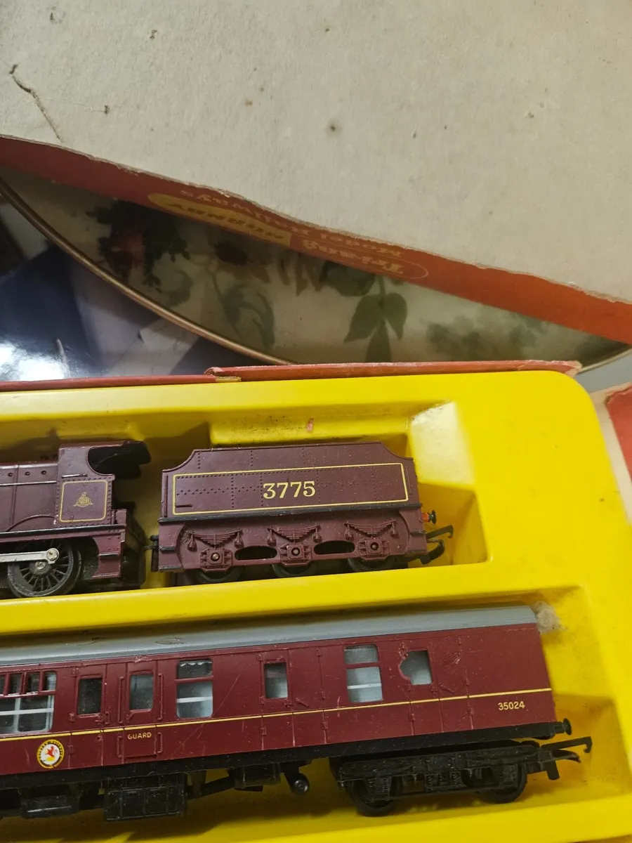 Hornby Triang OO Gauge Train Set - Image 4
