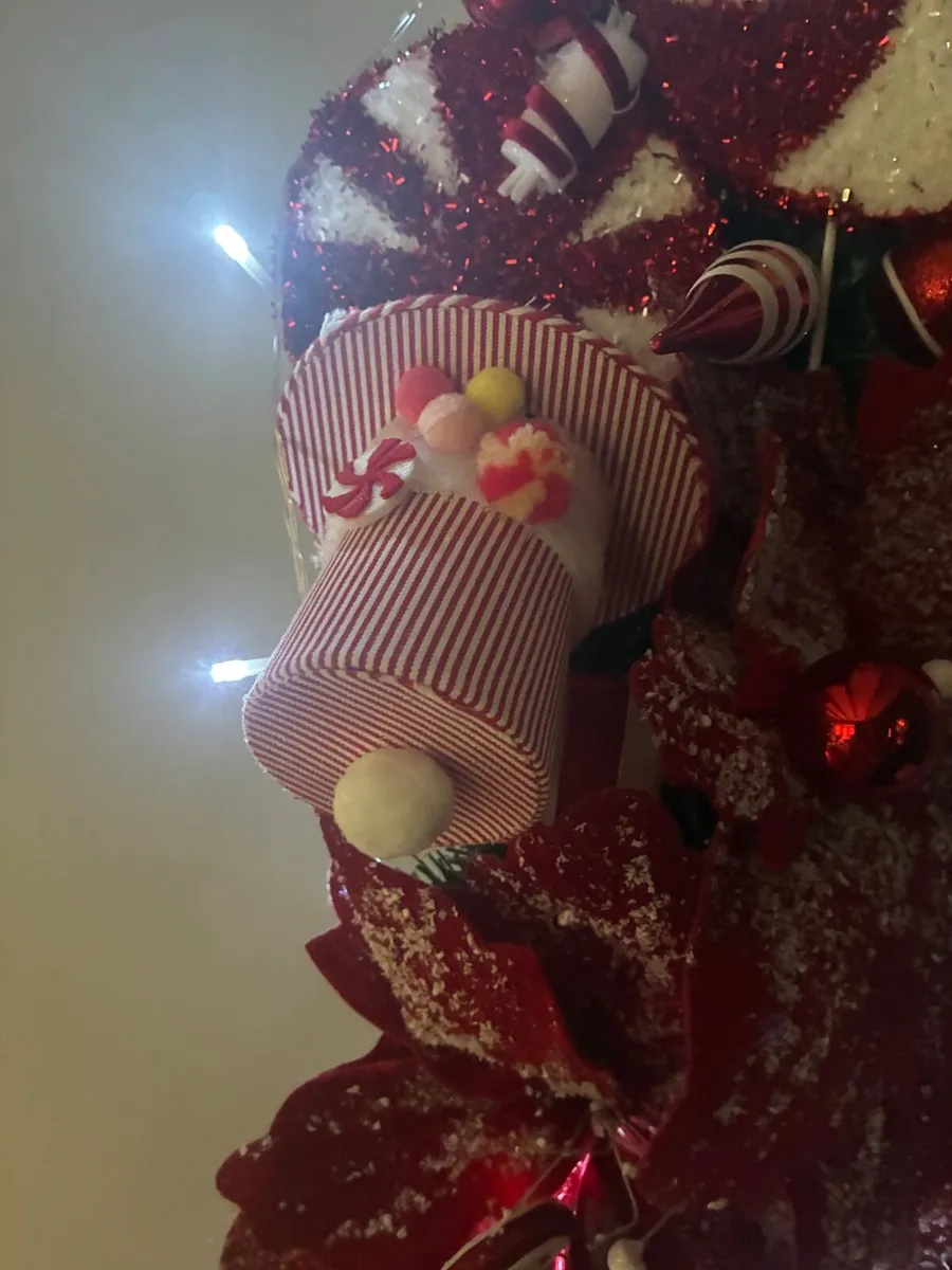 Christmas candy cane swags - Image 1