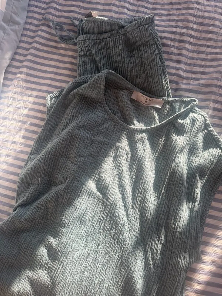 ladies clothes - Image 2