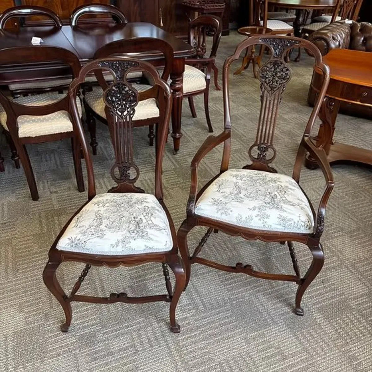 A fabulous pair of Edwardian mahogany occasional H