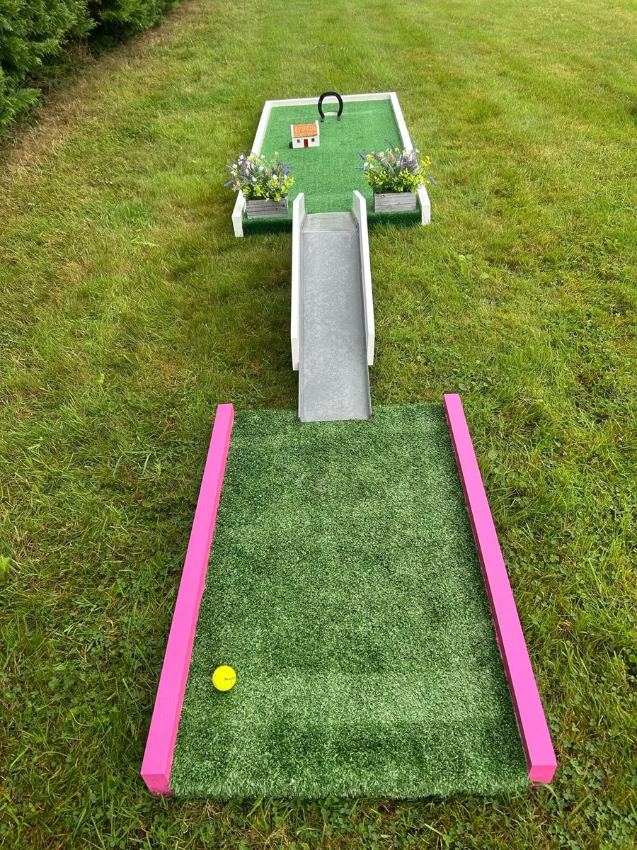 Golf base/ obstacle - Image 1