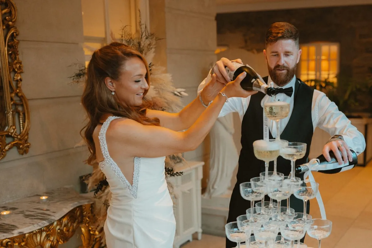 Champagne Glasses - Image 3