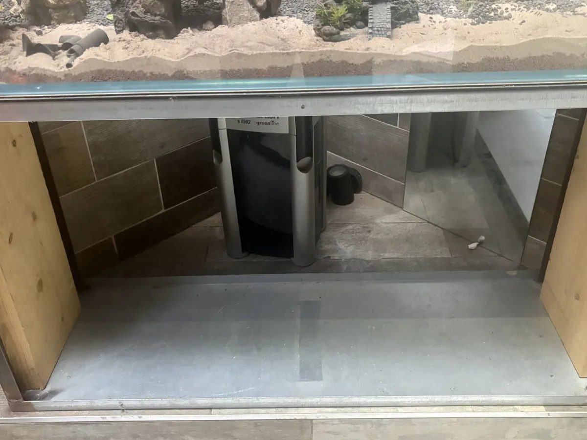 CUSTOM FISH AQUARIUM - Image 4