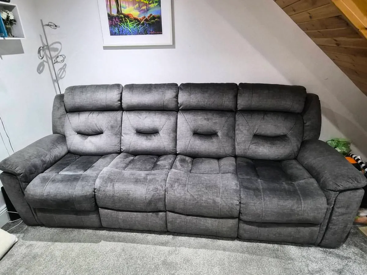 Recliner Sofa with corner piece - Image 1