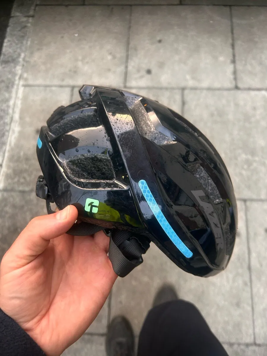 Bike helmet - Image 1