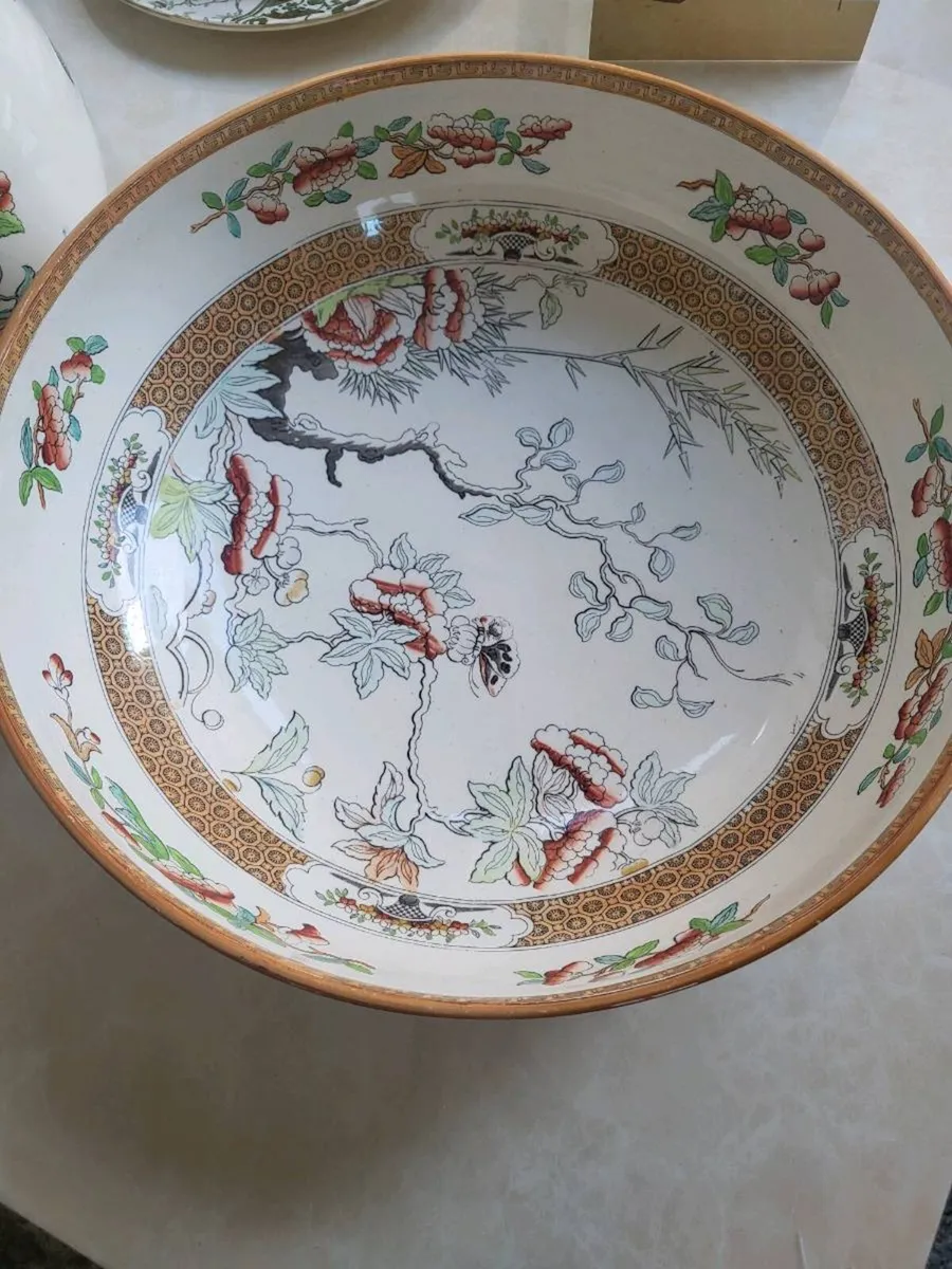 Antique jug and basin - Image 2